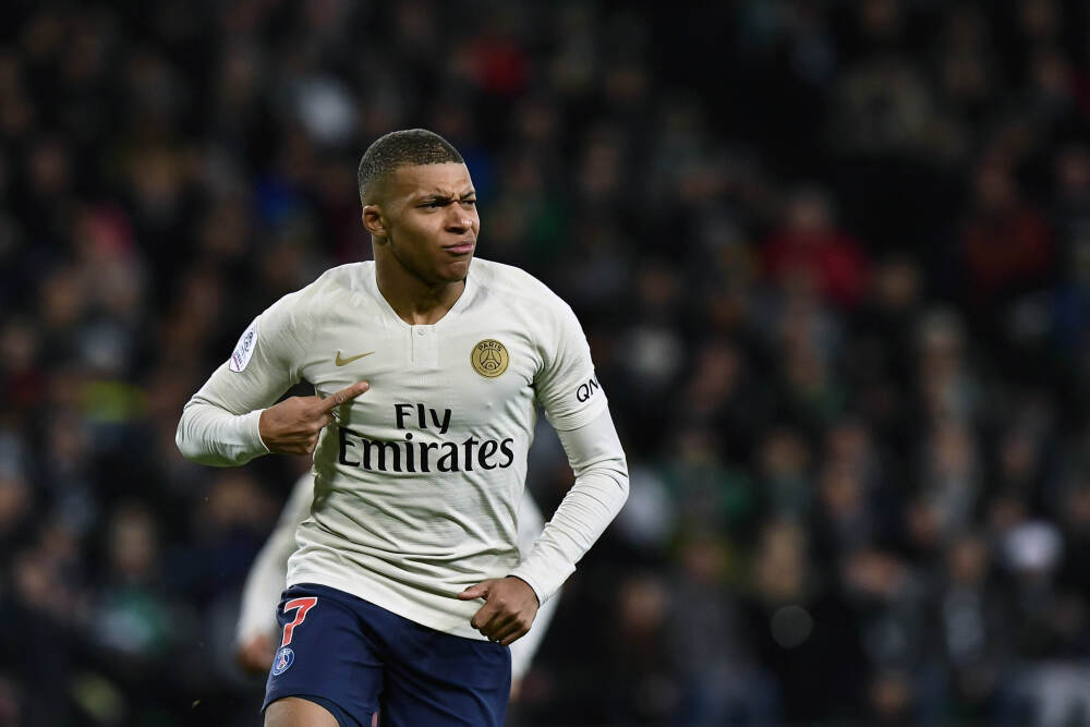 十年技术长跑迎来全面收获期, 零跑十周年交出超硬核成绩单